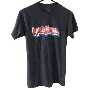 Captain Morgan red blue graphic gray short sleeve t-shirt size small